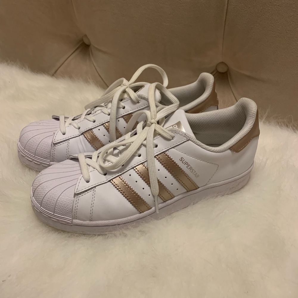 Adidas superstar sneaker